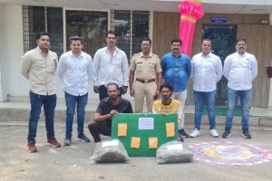 10 kg ganja seized in pune