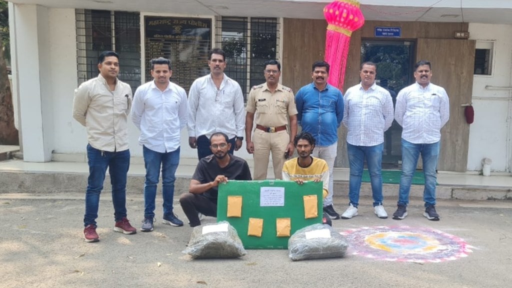 10 kg ganja seized in pune