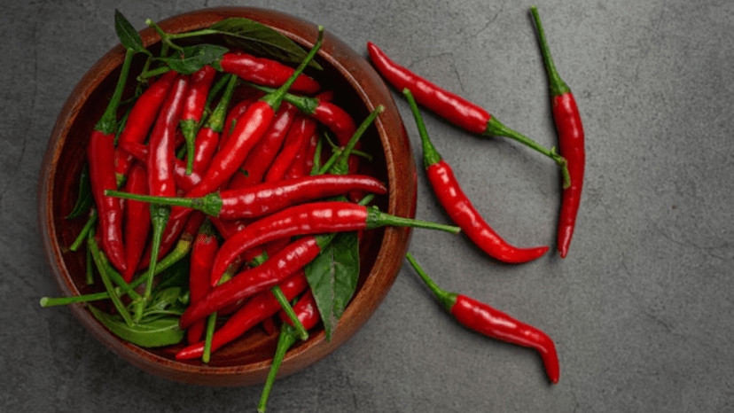 With or without the stem whic is the best way to have chillies for gut health