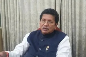 Deepak Kesarkar challenge increased due to rebellion from BJP