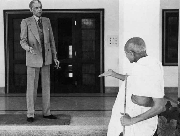 Jinnah and Gandhi arguing after a meeting between them in Delhi, November 1939