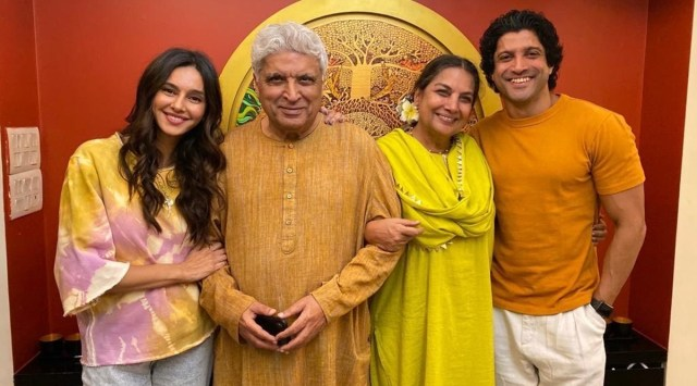 Javed akhtar shabana azmi marriage story, javed akhtar, shabana azmi love story, shabana azmi,