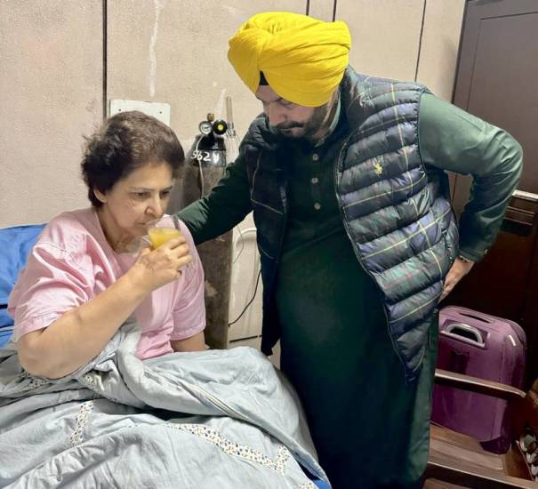 Navjot Singh Sidhu Wife Cancer