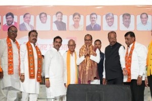 Madhukar Kukde returns to BJP after 10 years