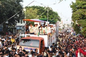 Assembly Election 2024 Waiting for four hours to see Priyanka Gandhi By the citizens of Nagpur news