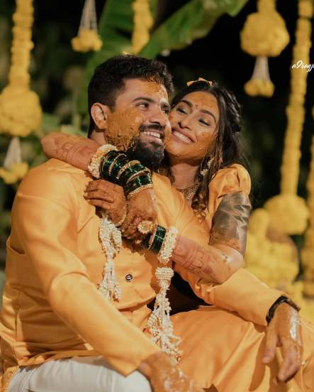 reshma shinde first photo with husband haldi ceremony