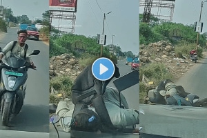 Shocking accident a young man riding a scooter with his phone collided with a car video viral