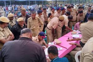 strict security at polling centers in nashik