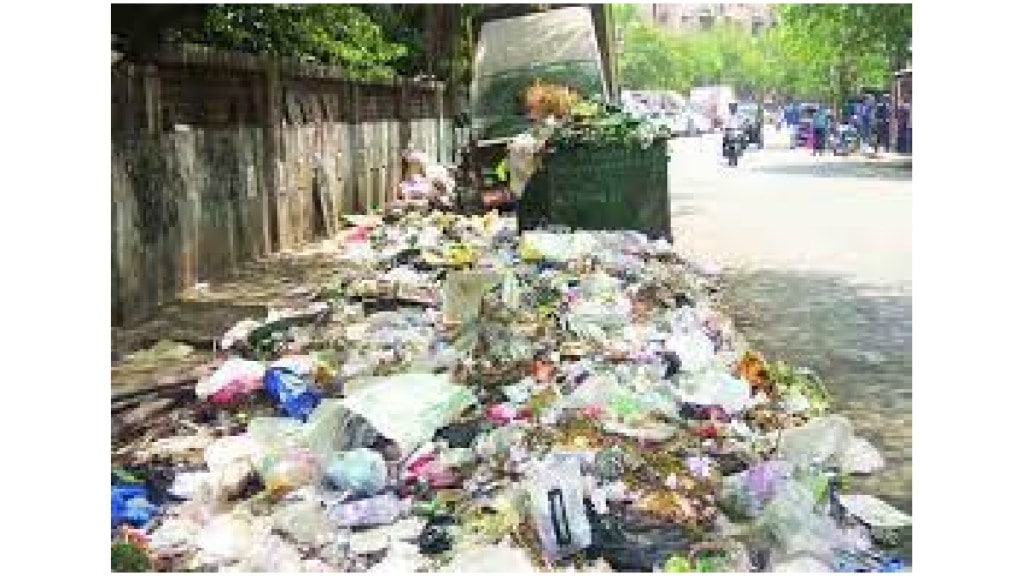 Garbage piles up in various places in the city due to the recruitment of election workers Mumbai news