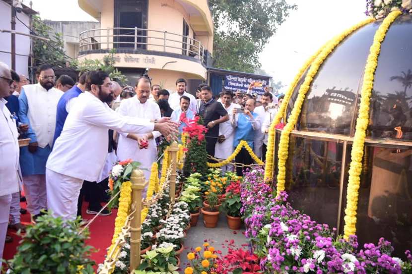 chief minister Devendra fadanvis dcm Eknath shinde and ajit pawar pays tribute to dr Babasaheb Ambedkar on mahaparinirvan diwas at chaityabhoomi