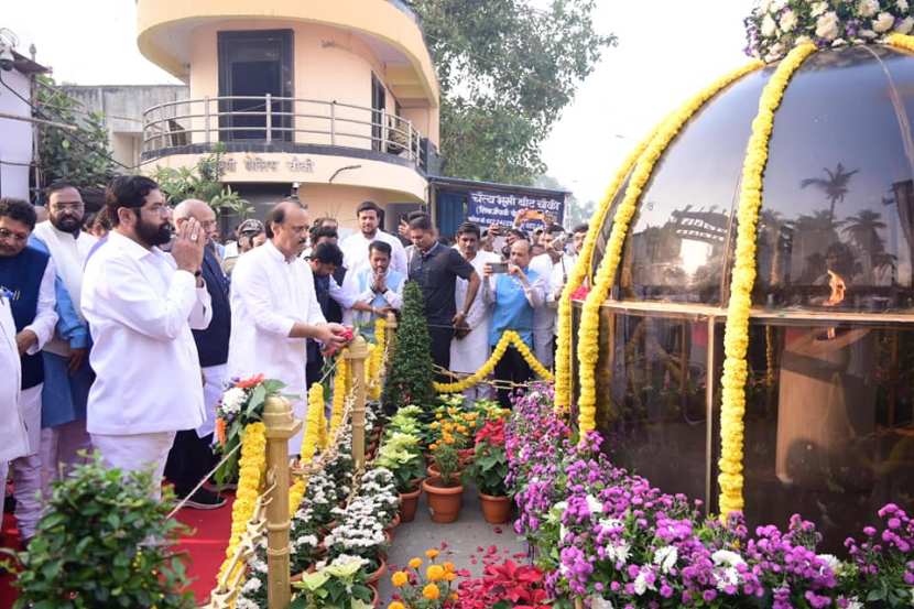 chief minister Devendra fadanvis dcm Eknath shinde and ajit pawar pays tribute to dr Babasaheb Ambedkar on mahaparinirvan diwas at chaityabhoomi