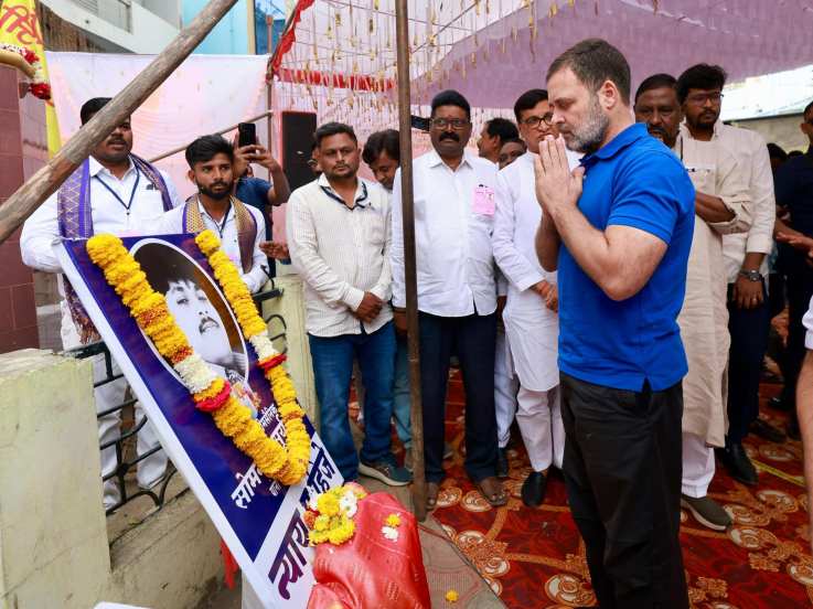 Rahul gandhi somnath suryawanshi parabhani visit photos 