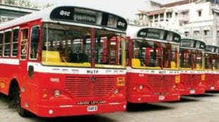 BEST employees and passengers protest