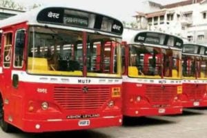 BEST employees and passengers protest