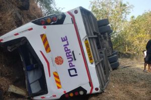 Private bus accident at Tamhani Ghat 5 dead and 27 injured