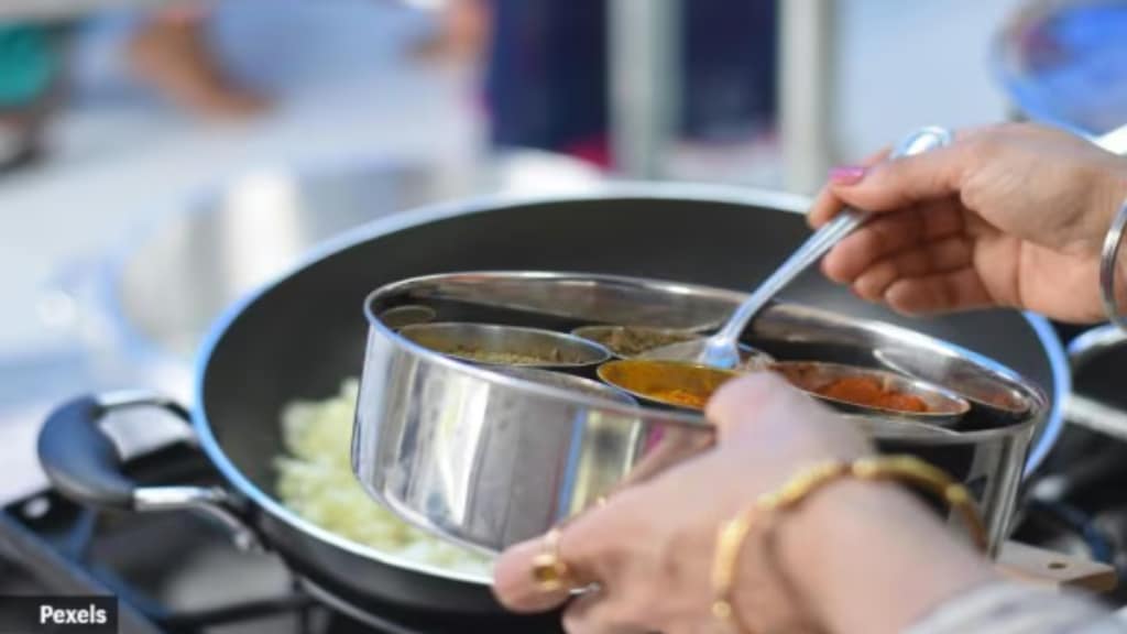 Curry controversy Should you change clothes after cooking