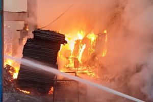 Massive fire breaks out at plywood factory in Naigaon factory materials burn