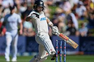 Kane Williamson kicks ball onto stumps in bizarre dismissal in NZ vs ENG 3rd Test Video Viral