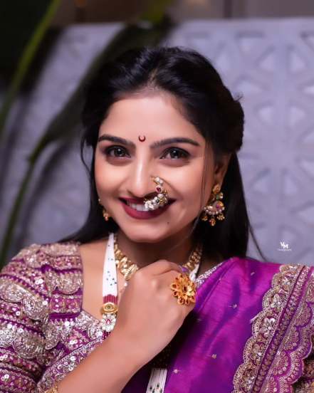 Komal Kumbhar Purple Nauvari Saree Look