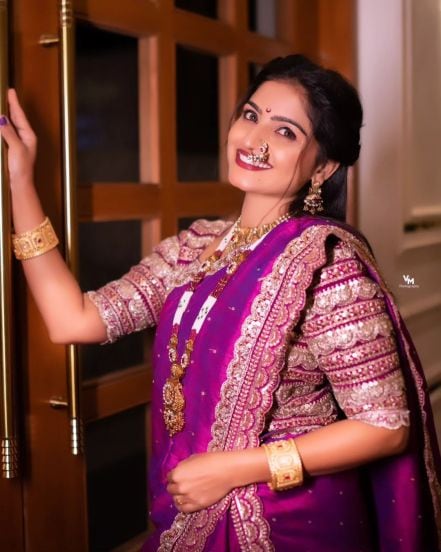 Komal Kumbhar Purple Nauvari Saree Look