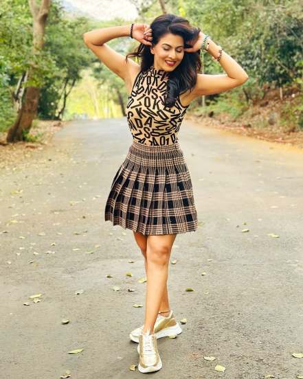 Madhavi Nimkar Checks Skirt Western Look