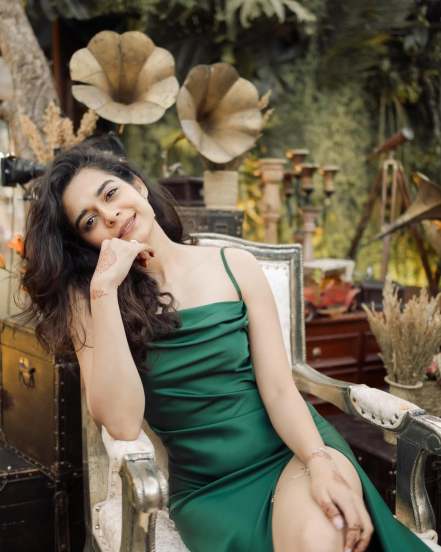 Mithila Palkar Merry Christmas 2024