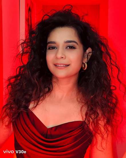 Mithila Palkar Merry Christmas 2024