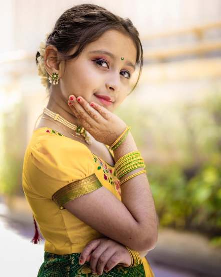 Myra Vaikul Yellow Lehenga Look