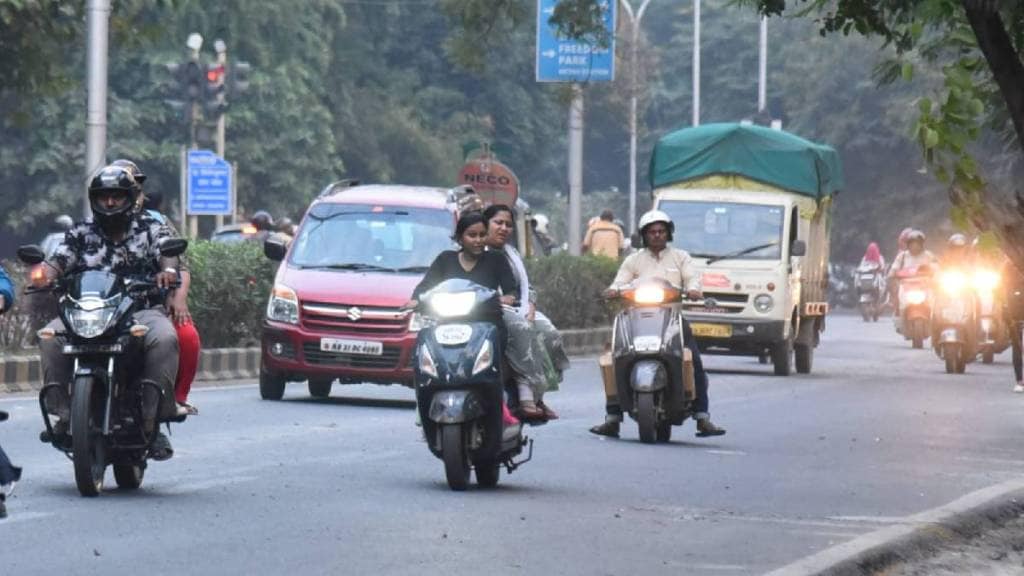 Womens sections and senior citizens opposed helmet compulsion for co passengers by traffic police