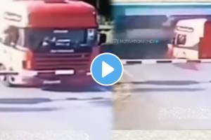 Railway crossing accident when truck crushed in train track and the what happened video viral on social media