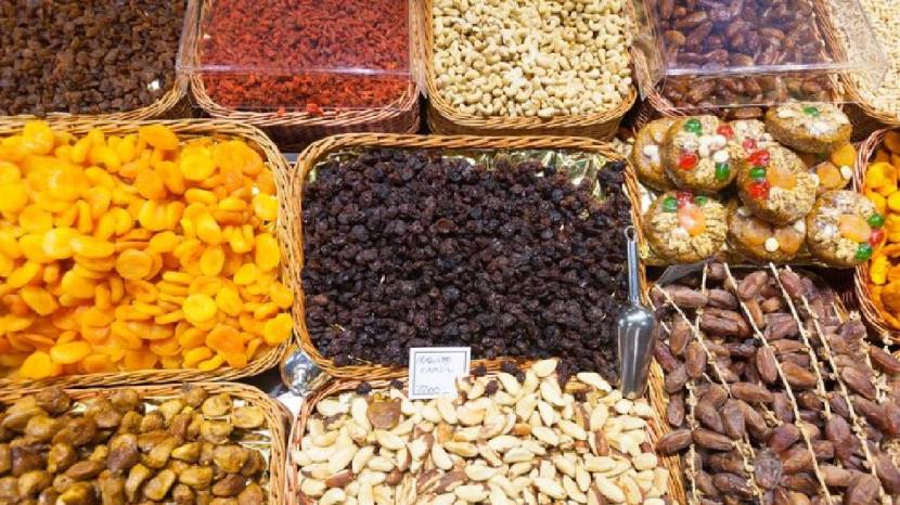 Eating dried fruits in water 