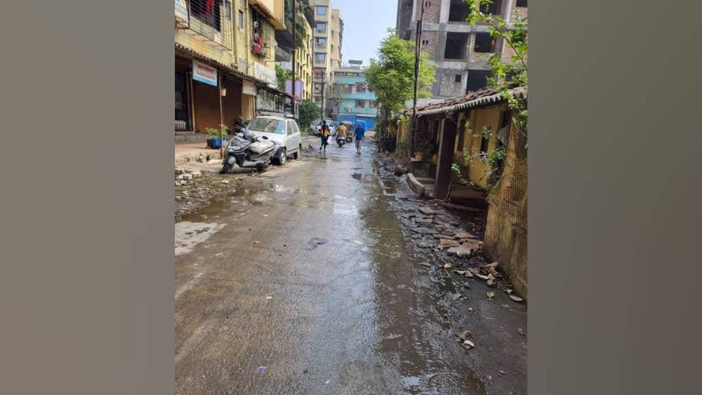 water channel in street near Balaji Temple in Ajde Pada area of ​​MIDC in Dombivli burst for few months