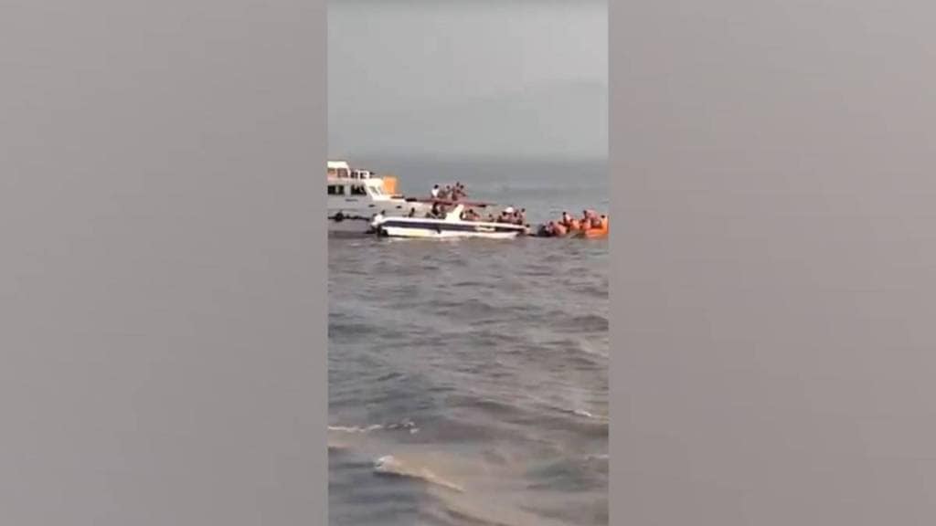 Mumbai passenger boat sank in Elephanta area on Wednesday evening