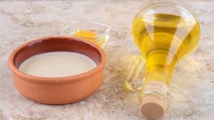 Ghee Or Coconut Oil: Which Is The Healthier Choice For Cooking?