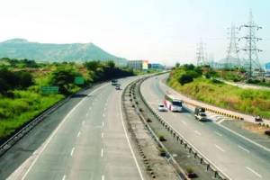 speed of vehicles on Mumbai Pune Expressway will now be controlled by AI based cameras