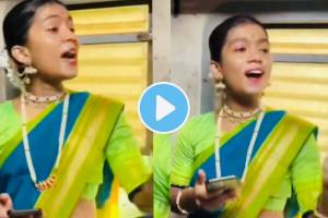 Mumbai local live performance in mumbai local passengers were moved by the sweet song of a young woman