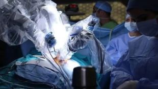 92-year-old man beats kidney cancer by Robotic surgery