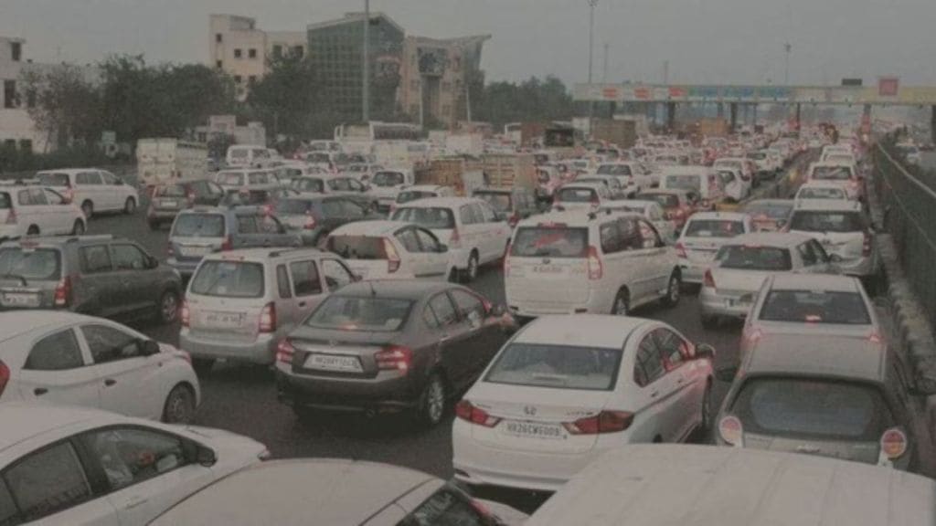 Image of punctured vehicles or stranded commuters on Samruddhi Mahamarg