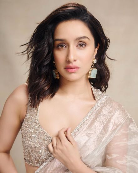 Shraddha Kapoor saree photos