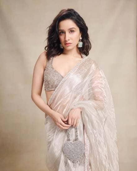 Shraddha Kapoor saree photos