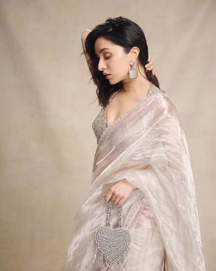 Shraddha Kapoor saree photos