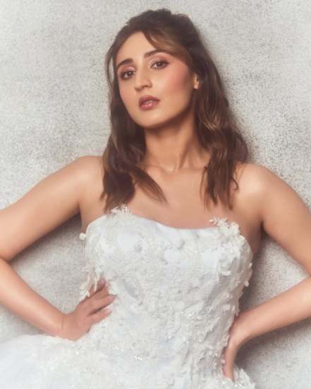 Dhvani Bhanushali hot photoshoot in white dress