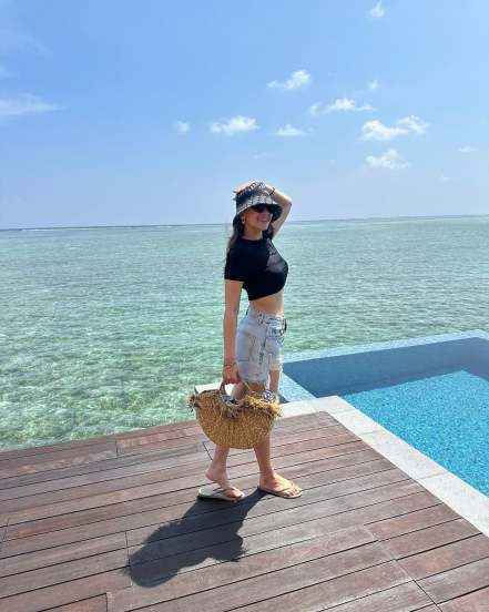 hansika motwani maldives vacation photos