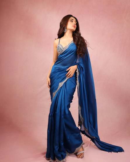 south actress krithi shetty, krithi shetty in blue saree photos, krithi shetty saree look