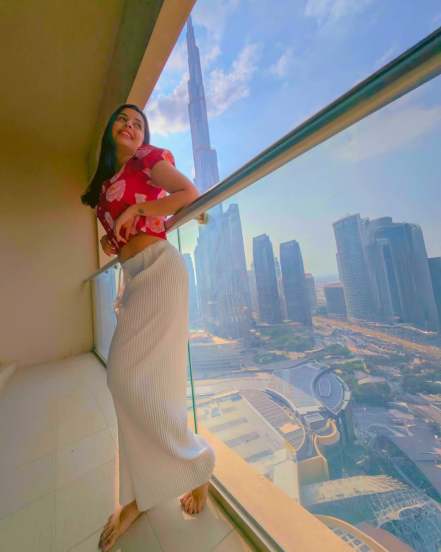 Shivani Rangole Kulkarni Dubai Vacation