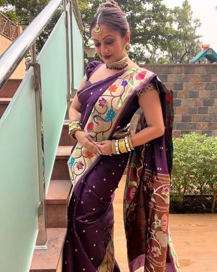 Actor Manasi Naik shares pictures in Paithani on social media with unique caption 