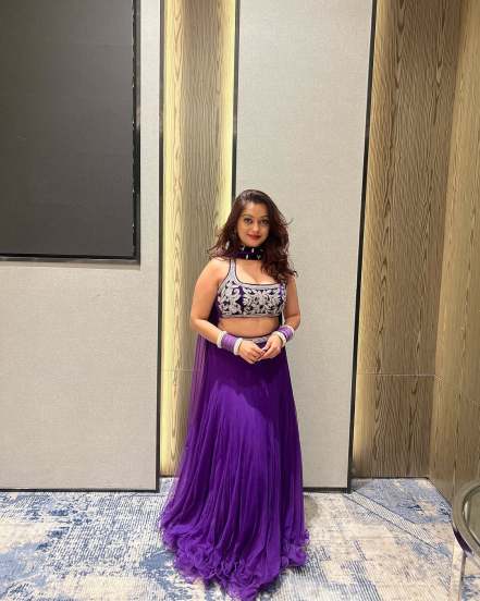 Manasi Naik Shares Hot pictures on social media in purple Lehenga