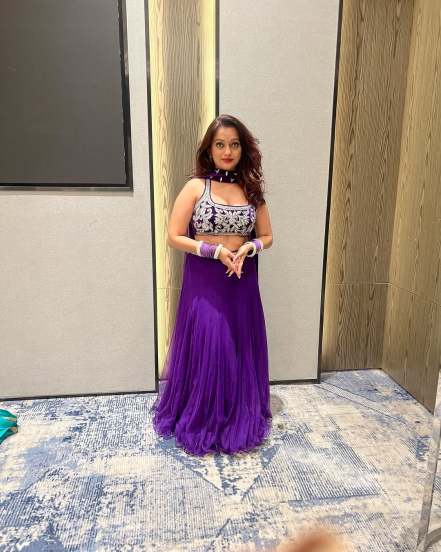 Manasi Naik Shares Hot pictures on social media in purple Lehenga