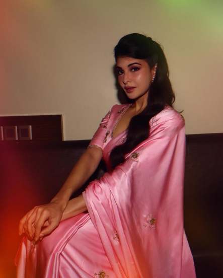 Jacqueliene Fernandez shares glamorous photos in pink silk saree on social media