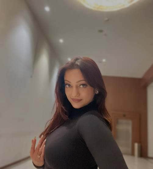 Manasi Naik Shares Hot pictures on social media in black bodycon dress for an event